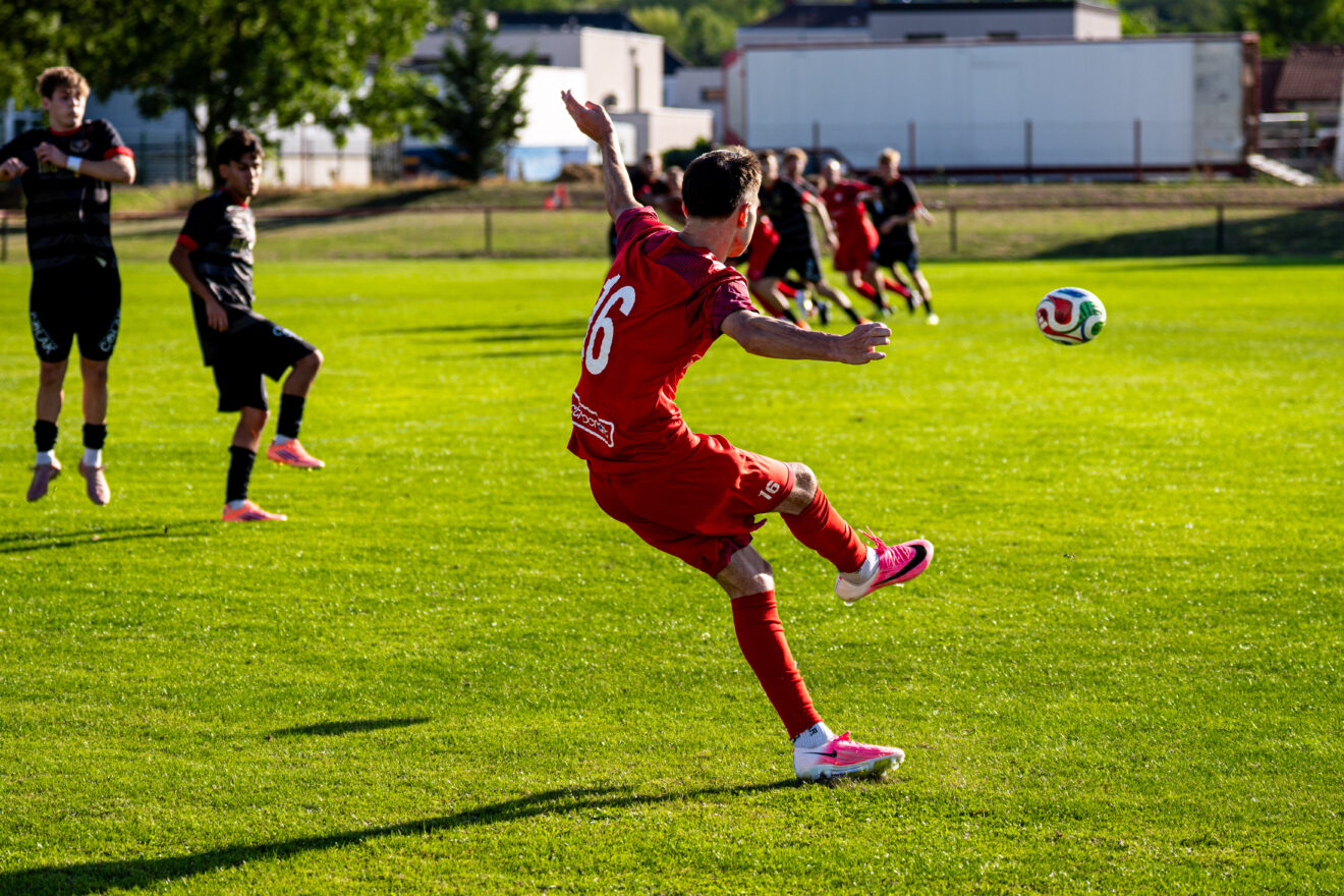 Stangen, Abseits, kein Elfmeter — Marchegg und Orth trennen sich torlos